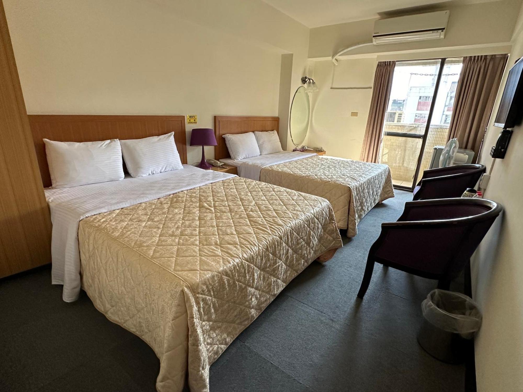 千慧商務旅館 臺北 外观 照片